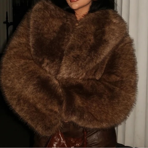 Fashion Nova Brown Fur Coat - Picture 8 of 9